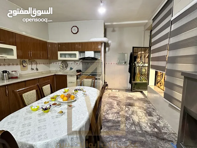 250 m2 4 Bedrooms Townhouse for Rent in Basra Other