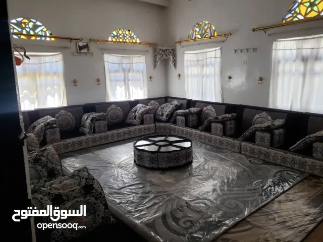 مجلس مستعمل نضيف بسعر عرطه للتواصل والاستفسار