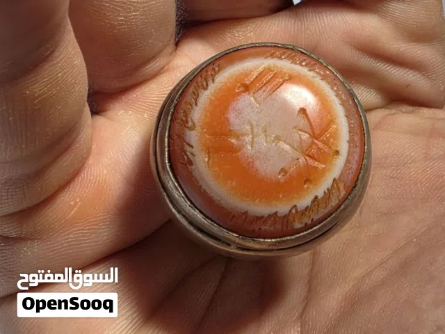 خاتم من القطع الانتيك النادرة