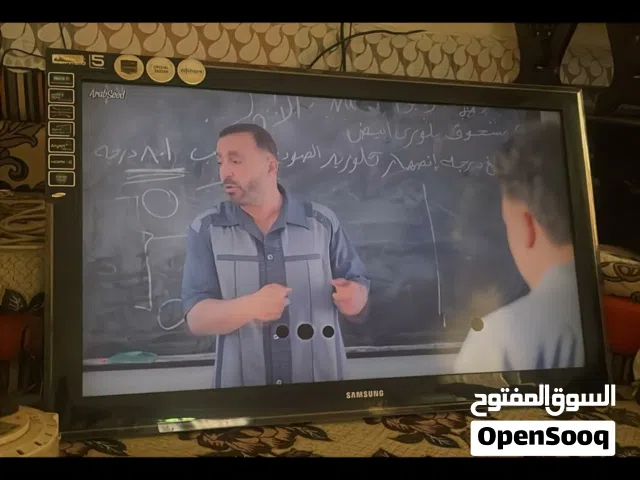 شاشات مستخدمه للبيع سامسونج 40بوصه  فيها نقاط