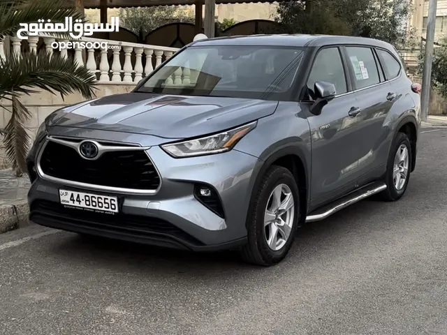 Used Toyota Highlander in Zarqa