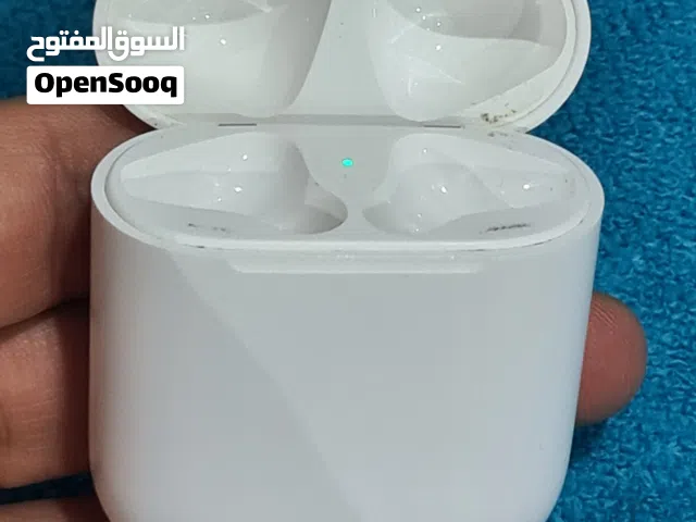 سماعة ايربودز 2 الجيل الثاني الاصدار الثاني (علبة الشحن فقط)