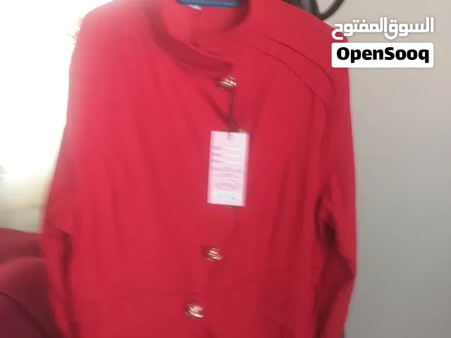 متوفر للبيع جلبيب خمري صيفي  وسكني قماش ثقبل نسائي جدد لجادين في مجال