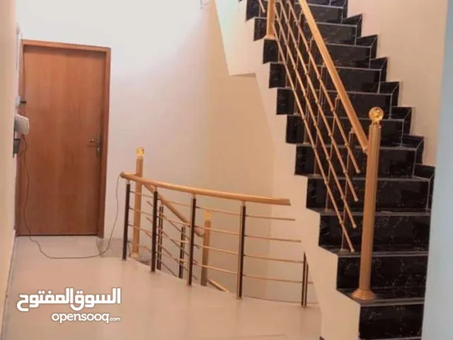 100 m2 4 Bedrooms Townhouse for Sale in Basra Yaseen Khrebit