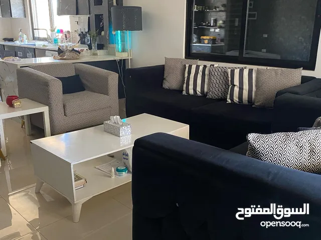 طقم كنب تفصيل اسفنج دانلوب للبيع استعمال بسيط