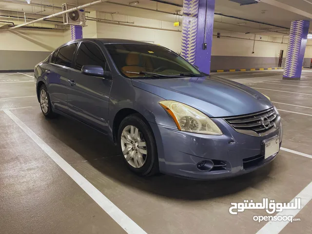 NISSAN ALTIMA 2010 EXCELLENT CONDITION GCC SPECS  نيسان ألتيما 2010 بحالة ممتازة مواصفات خليجية