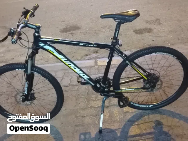 Mountain bike for sale,good condition  Full aluminum body price 50 rial pixt location Muscat azaiba