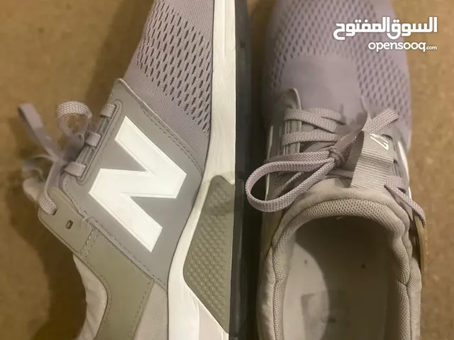 45 Casual Shoes in Kuwait City