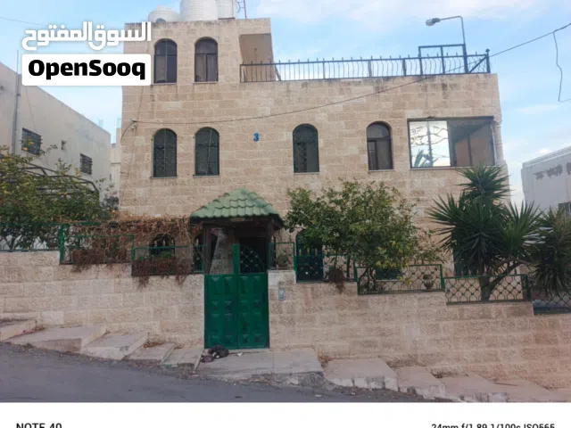 340 m2 5 Bedrooms Townhouse for Sale in Zarqa Hay Al-Rasheed - Rusaifah