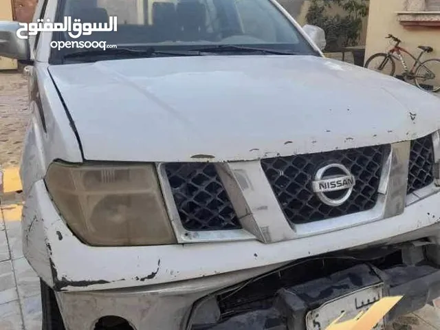 Used Nissan Navara in Tripoli