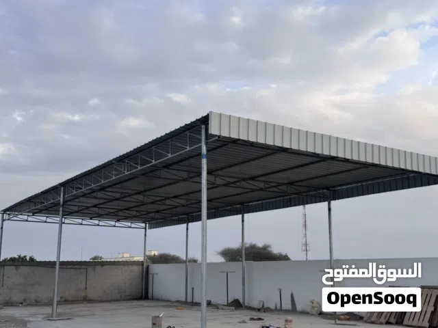 ارض صناعيه جاهزه للايجار بكامل تفاصيلها مساحتها قريب 1000 متر للايجار موقعها في قلب صناعيه الملده