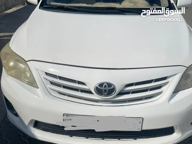 Toyota Corolla 2013 1.6 very good conditions for sale