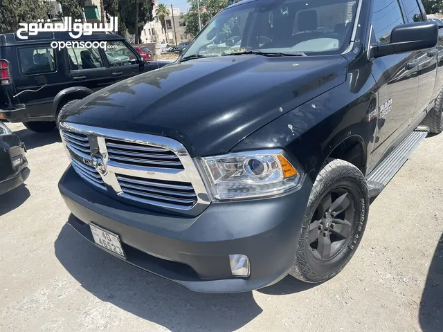 Dodge Ram 5700 hemi 2015