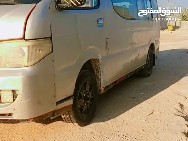 سلام عليكم شيري مديل 12مصفره هيه وضريبه  بسمي سياره رقم انكليزي مصبوغه جمليه وسياره جهزه تبريد اتلث