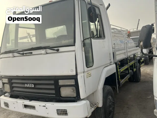 للبيع تنكر مياه 1200 قالون نوع ايفيكو فورويل 6 سلندر موديل 2002