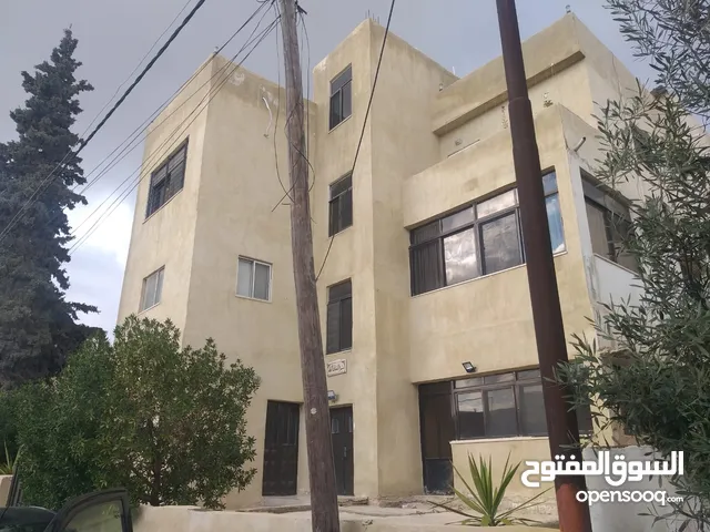 450 m2 More than 6 bedrooms Townhouse for Sale in Madaba Madaba Center