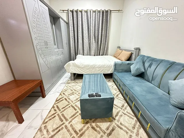 F3 / استوديو للايجار الشهري - في المويهات 2 - مقابل مدرسة اكاديمية عجمان - مفروش - شامل