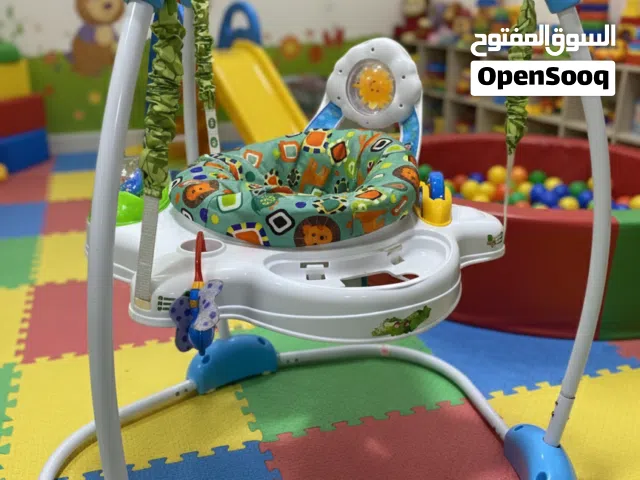 نطاطة اطفال شبه جديدة