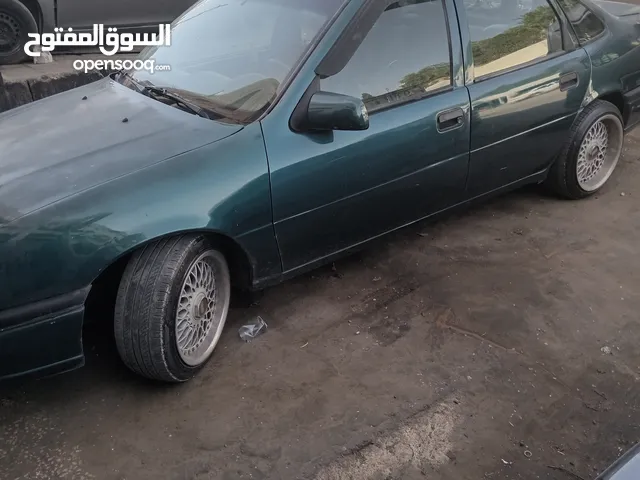 Used Opel Vectra in Salt