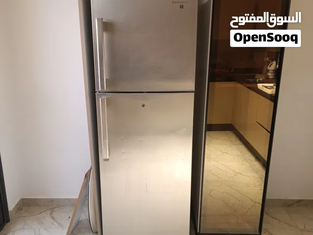 تلاجة استعمال نظيف ويست بوينت.