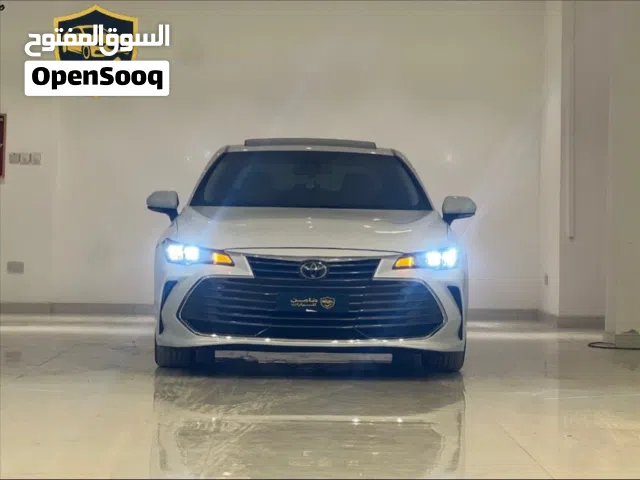 2020 Toyota Avalon XLE