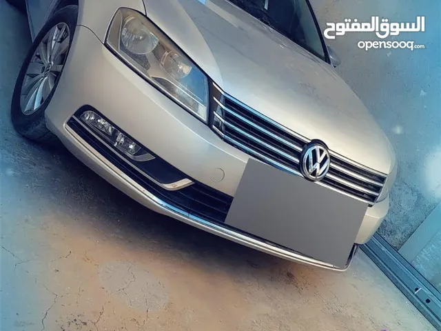 Used Volkswagen Passat in Salfit