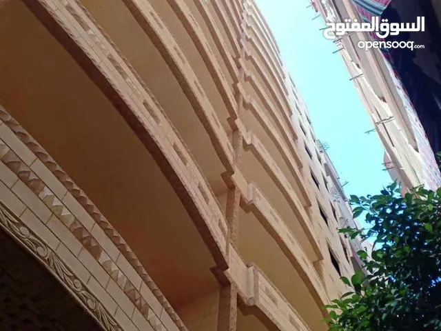 160 m2 3 Bedrooms Townhouse for Sale in Giza Haram