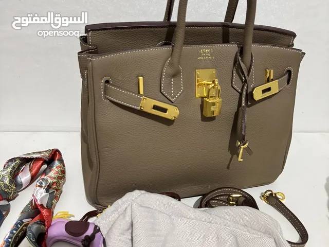 Other Hand Bags for sale  in Al Riyadh