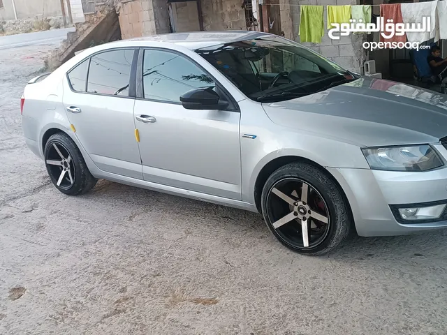 skoda aoktavea