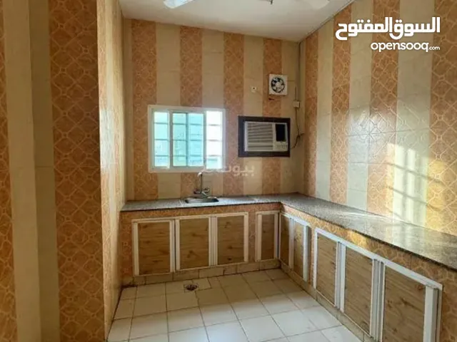 180 m2 3 Bedrooms Apartments for Rent in Muscat Al Maabilah