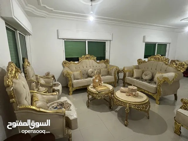 طقم ونص 9 مقاعد