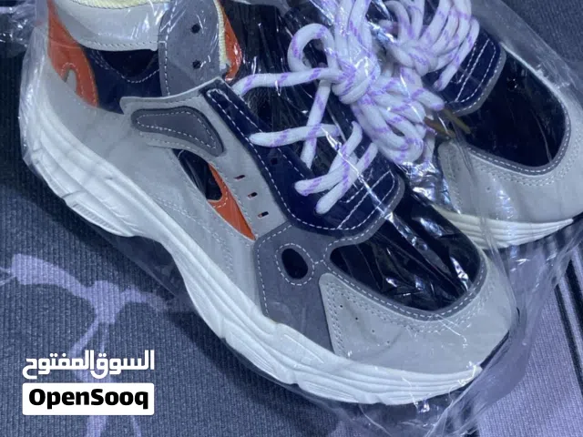 احذية رجالي ونسائي