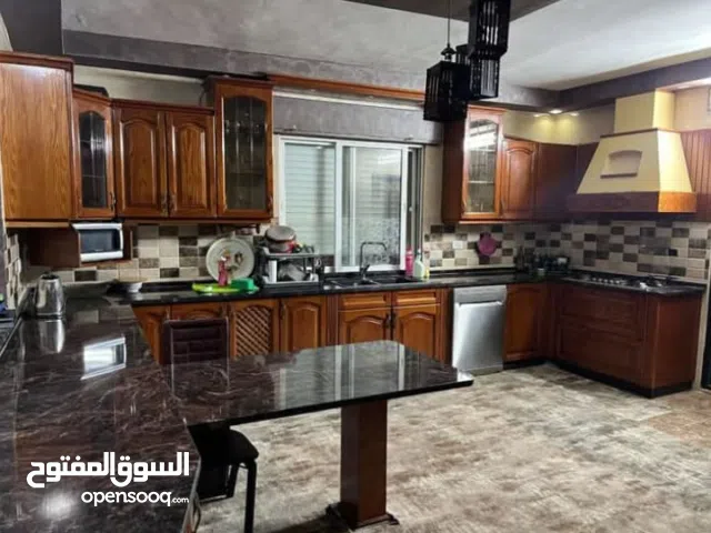 222 m2 3 Bedrooms Apartments for Sale in Irbid Al Hay Al Sharqy