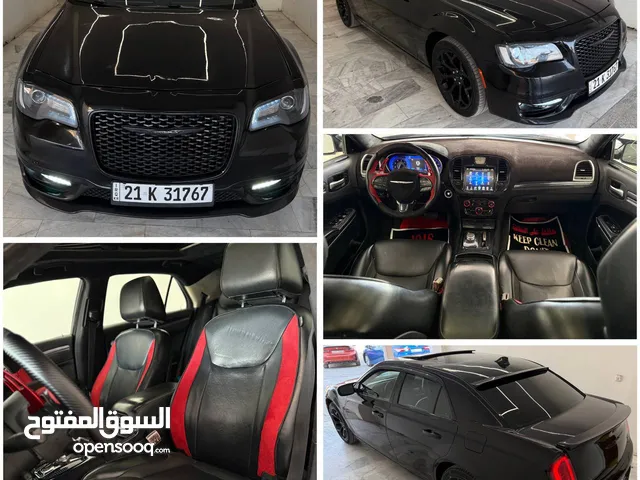 Sedan Chrysler in Baghdad