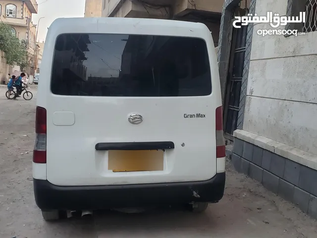 ديهاتسو 2012