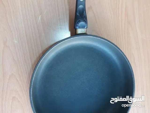 قلايه المانيه تيتانيوم اطار 29 سم