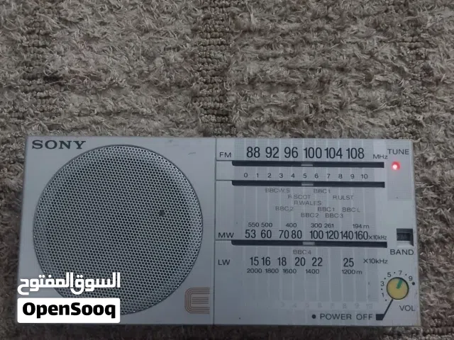 راديو سوني قديم صنع 1984