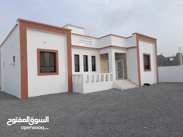 192 m2 5 Bedrooms Villa for Sale in Al Batinah Other
