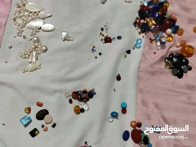 اكسسوارات وحجاره كريمه نادره