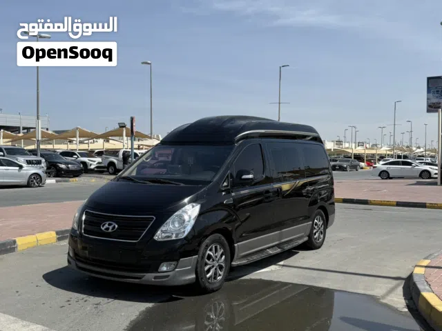 2017, Hyundai, H1, Standard