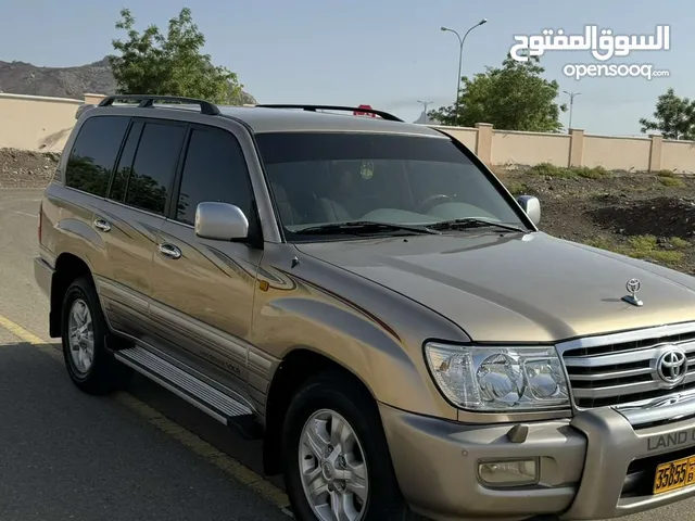 Used Toyota Land Cruiser in Al Dhahirah
