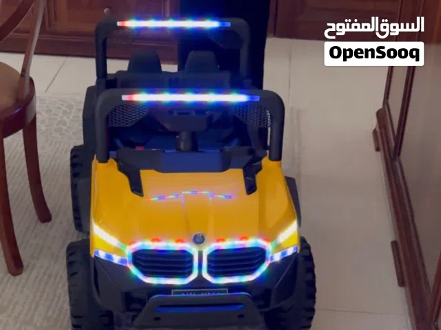 سيارة اطفال جديدة