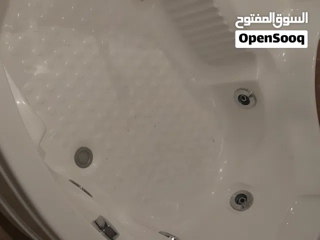 جاكوزي   للبيع