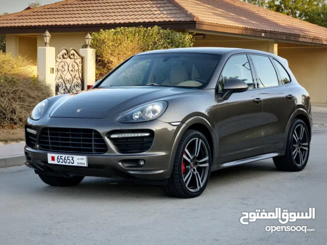 Used Porsche Cayenne in Southern Governorate