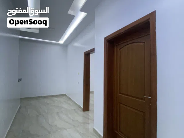 130 m2 2 Bedrooms Apartments for Rent in Tripoli Ain Zara