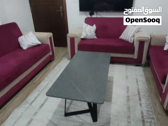 طقم كنب لون حلو وقماش نظيف  بودي حديد وفي تخزين وبفتح تخت
