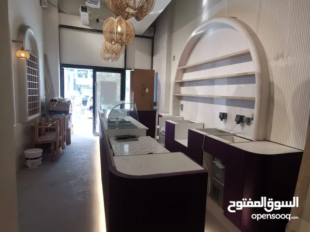 اعمال الديكور (تفصيل_ صيانة) (مطابخ _ غرف ملابس_ ابواب) وكافة اعمال الخشب والنجارة