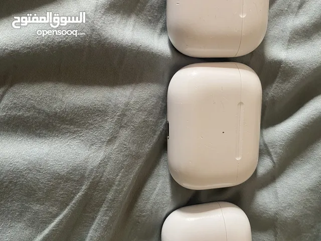 3 Airpod pros used maybe working
