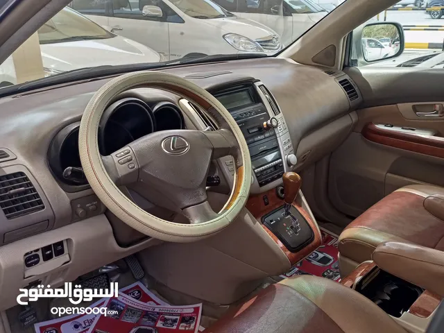 للبيع لكزس Rx330 بسعر مغري جدا