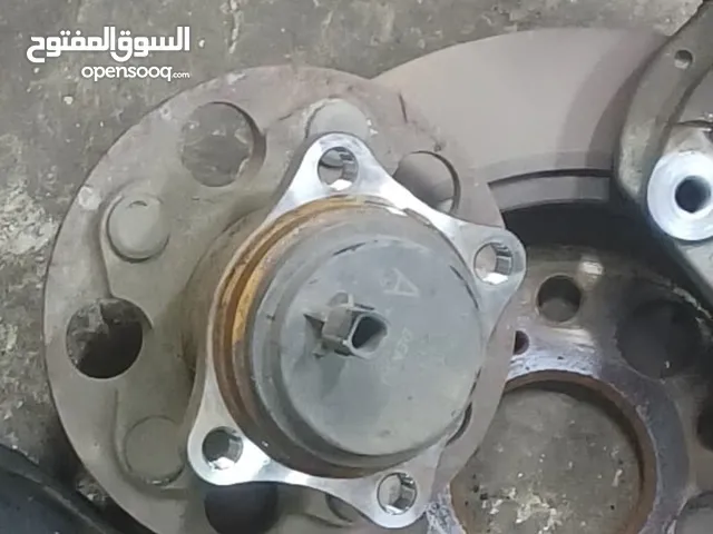 للبيع بيرنج كامري يركب من موديل 2018 وصاعد خلفي مستعمل
